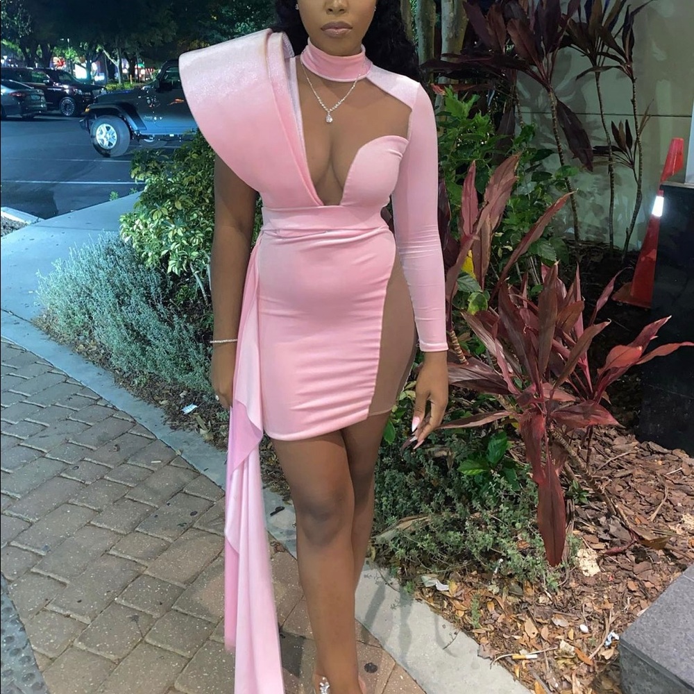 Kendrell White Pink Dress